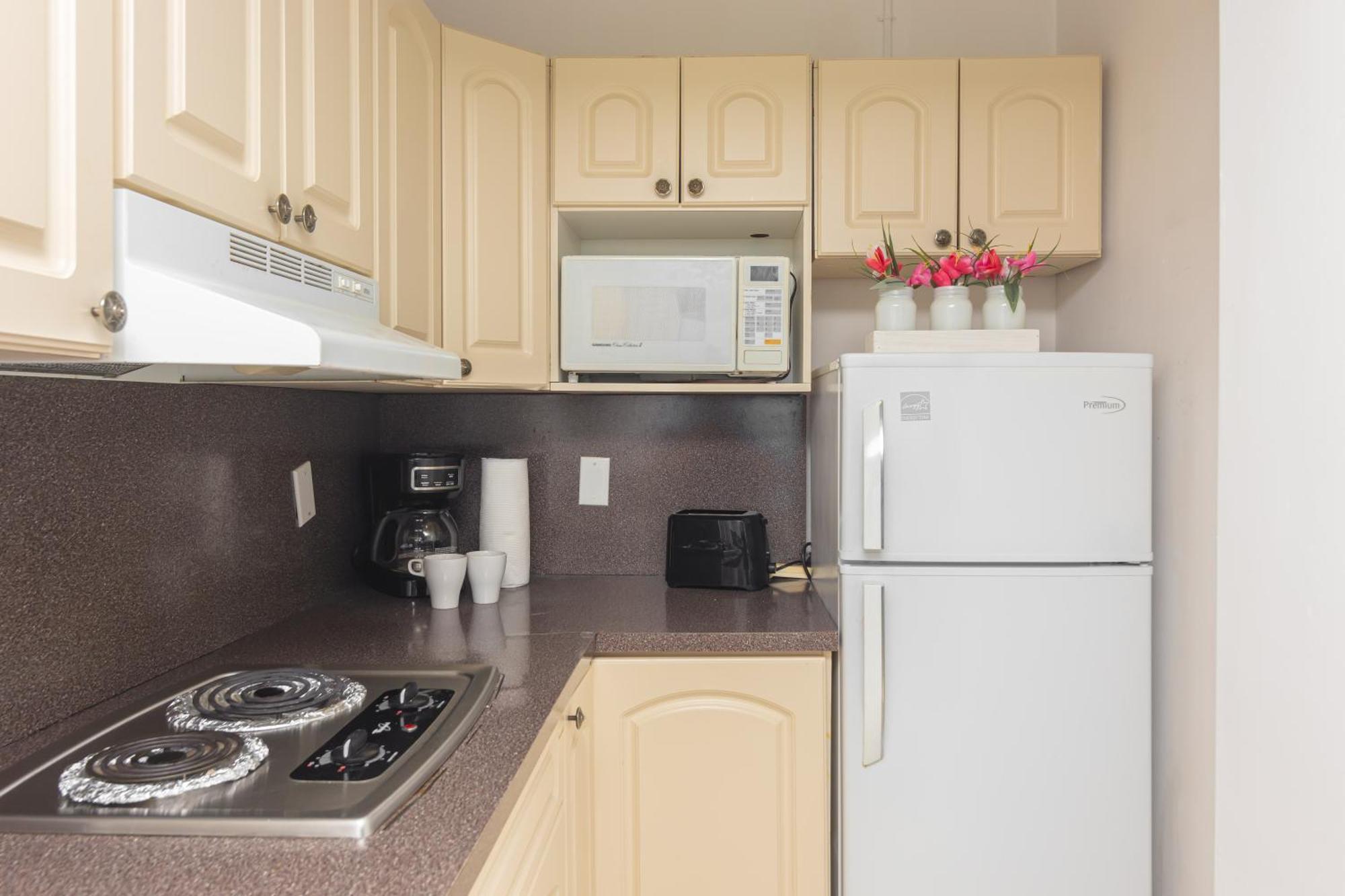 Girasole Rentals Suites マイアミビーチ エクステリア 写真