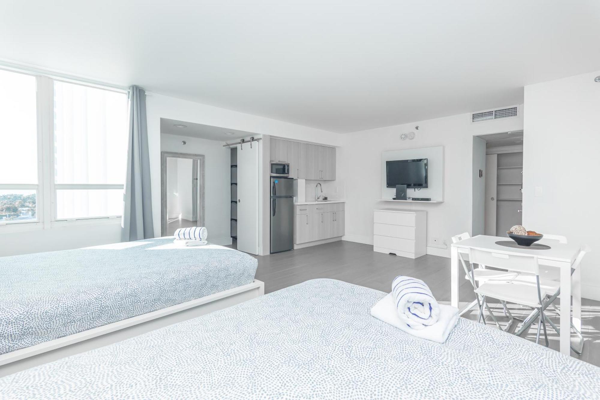 Girasole Rentals Suites マイアミビーチ 部屋 写真